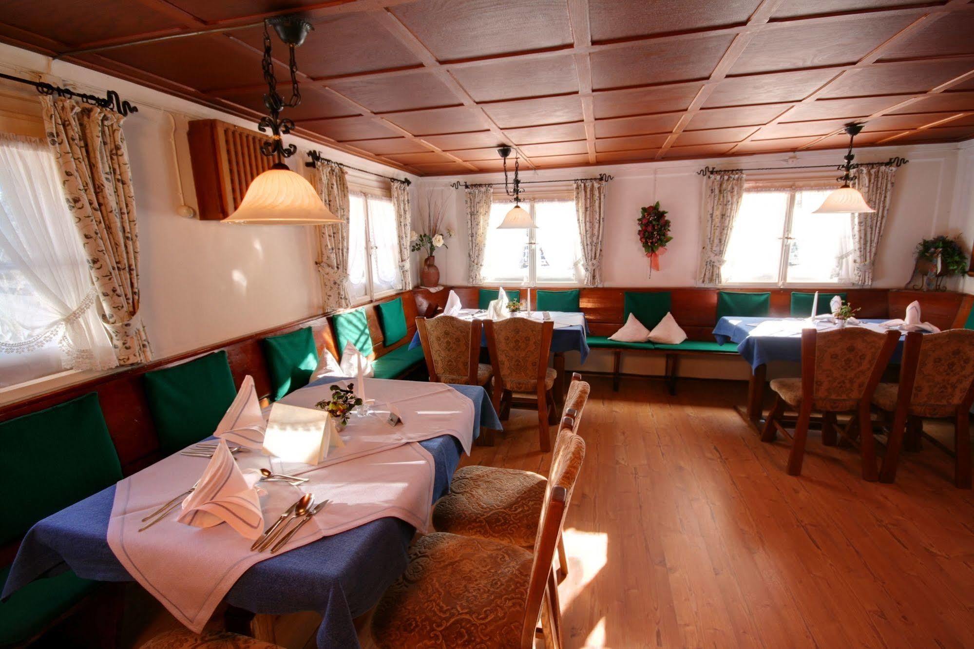 Hotel Adler Garni Hirschegg  外观 照片